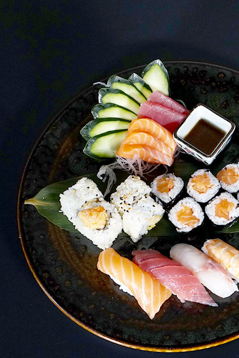 sushi sashimi mix | Business lunch | Art of sushi